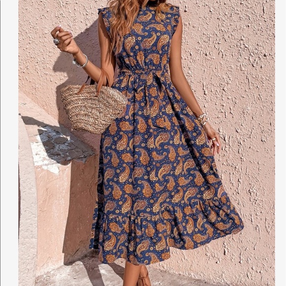 Boho Bohemian Gypsy Paisley Floral Print Cottagecore Belted Maxi Dress - Picture 2 of 8